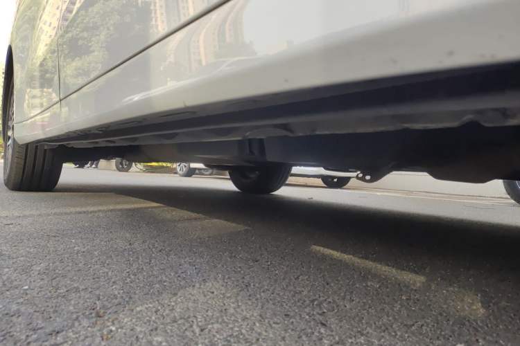 Used Toyota Alphard 2015 3.5L Luxury Edition Chassis Front Right