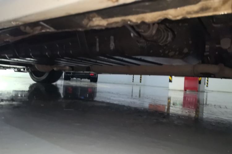 Used Toyota Alphard 2015 3.5L Luxury Edition Chassis Rear Left