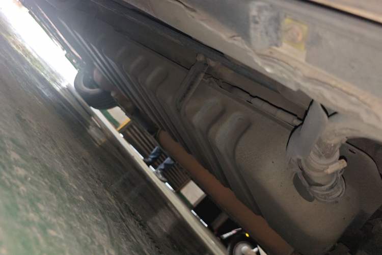 Used Toyota Alphard 2015 3.5L Luxury Edition Chassis Rear Left