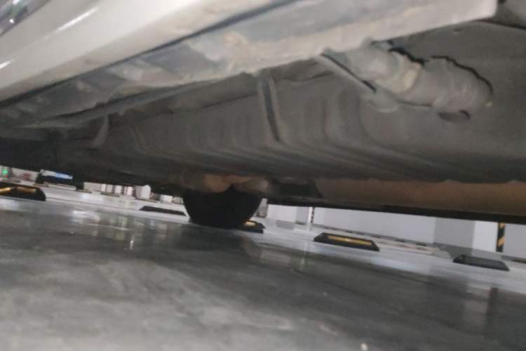 Used Toyota Alphard 2015 3.5L Luxury Edition Chassis Rear Left