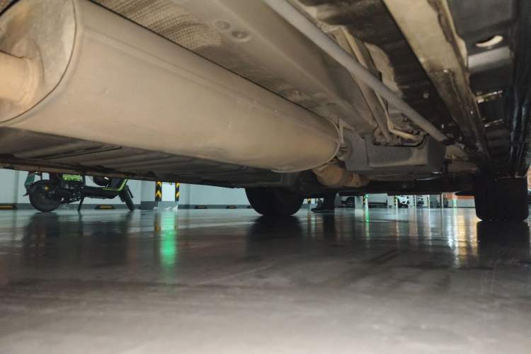 Used Toyota Alphard 2015 3.5L Luxury Edition Chassis Rear Right