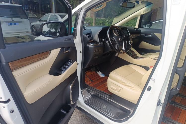Used Toyota Alphard 2015 3.5L Prestige Edition Driver Seat