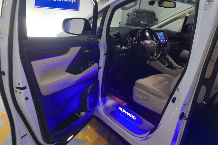 Used Toyota Alphard 2015 3.5L Luxury Edition Driver Seat