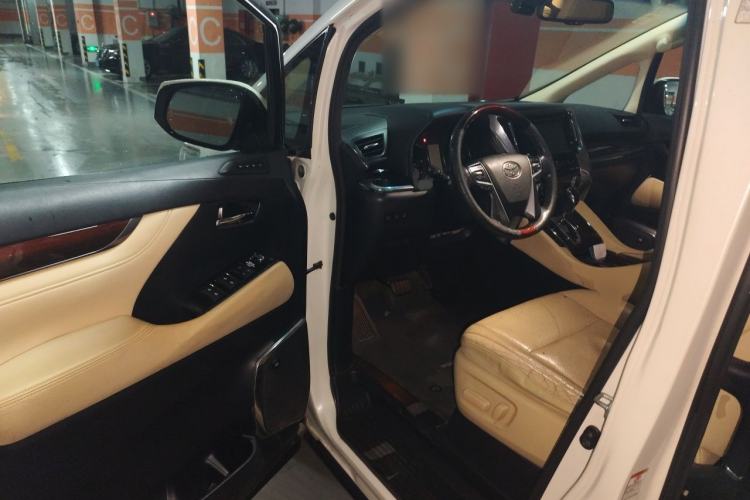Used Toyota Alphard 2015 3.5L Luxury Edition Driver Seat