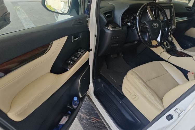Used Toyota Alphard 2015 3.5L Luxury Edition Driver Seat