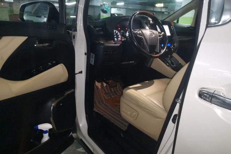 Used Toyota Alphard 2015 3.5L Prestige Edition Driver Seat