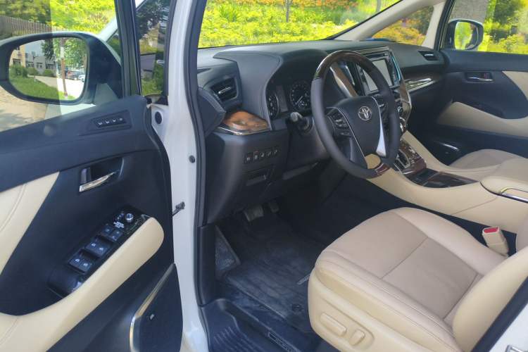 Used Toyota Alphard 2015 3.5L Prestige Edition Driver Seat
