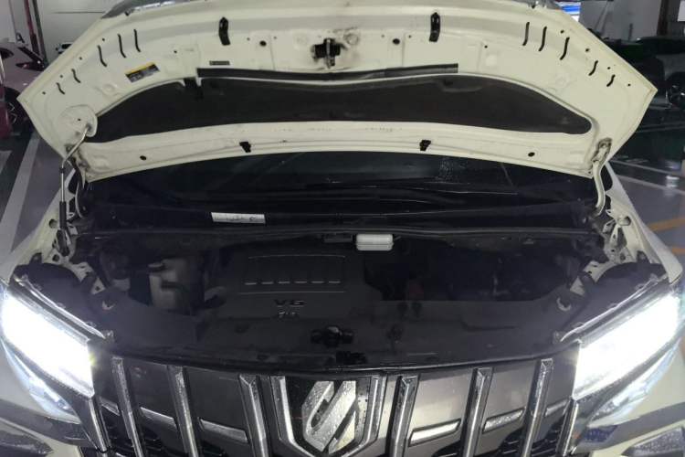 Used Toyota Alphard 2015 3.5L Luxury Edition Engine Bay