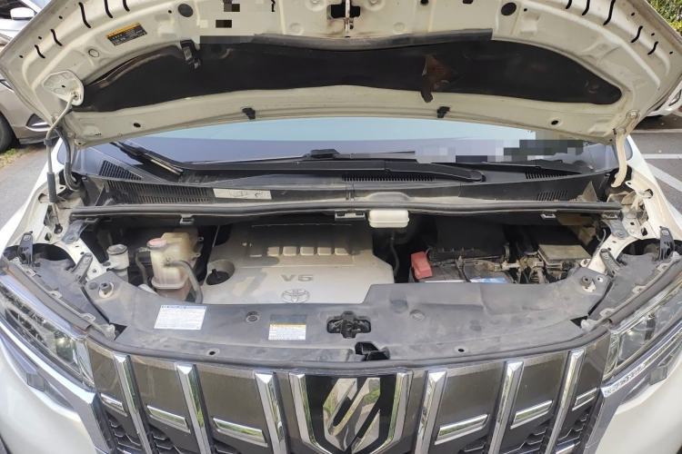 Used Toyota Alphard 2015 3.5L Luxury Edition Engine Bay