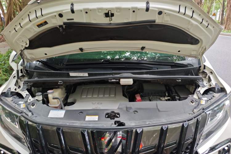 Used Toyota Alphard 2015 3.5L Prestige Edition Engine Bay