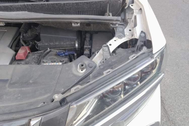 Used Toyota Alphard 2015 3.5L Prestige Edition Engine Bay Left
