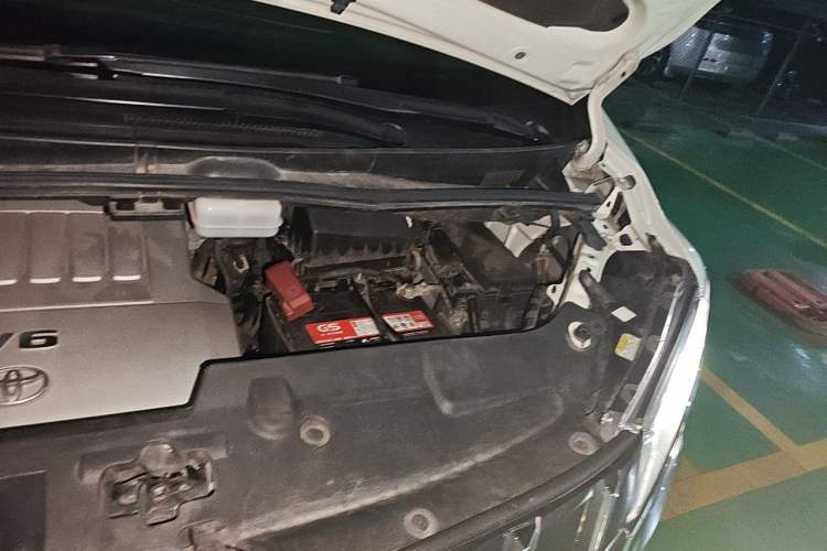 Used Toyota Alphard 2015 3.5L Luxury Edition Engine Bay Left