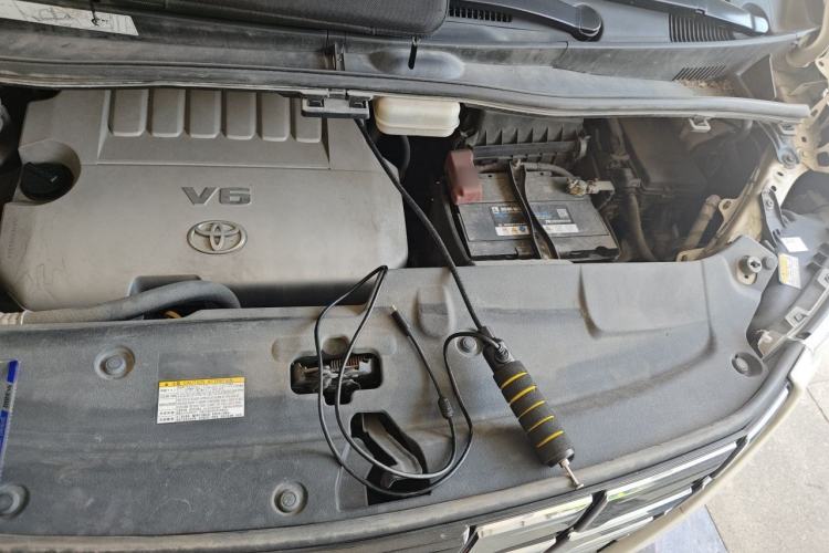 Used Toyota Alphard 2015 3.5L Luxury Edition Engine Bay Left