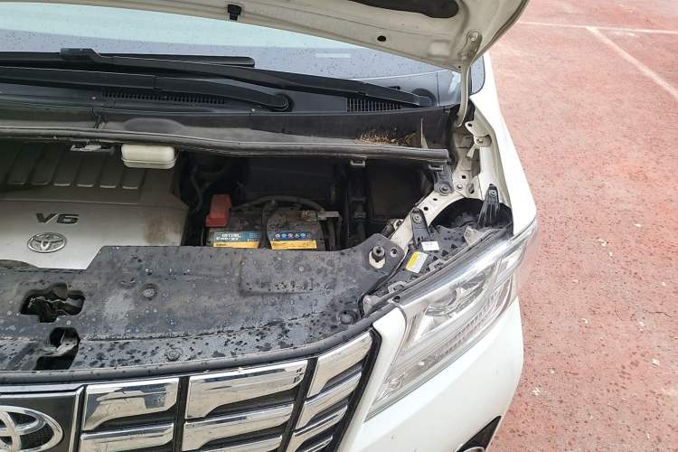 Used Toyota Alphard 2015 3.5L Luxury Edition Engine Bay Left
