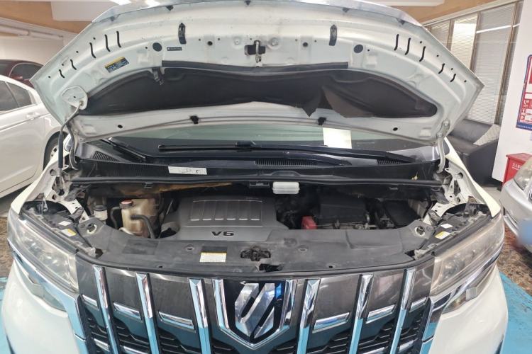 Used Toyota Alphard 2015 3.5L Luxury Edition Engine Bay