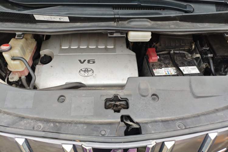 Used Toyota Alphard 2015 3.5L Prestige Edition Engine Bay
