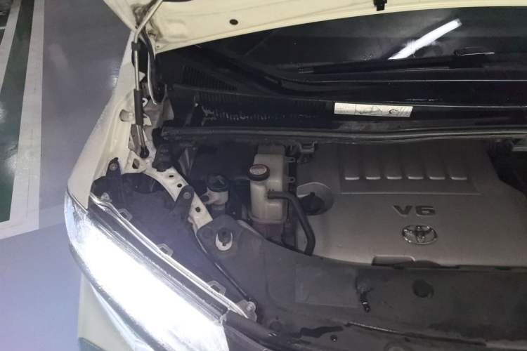Used Toyota Alphard 2015 3.5L Luxury Edition Engine Bay Right