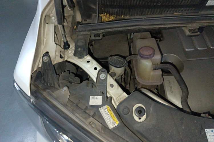 Used Toyota Alphard 2015 3.5L Luxury Edition Engine Bay Right