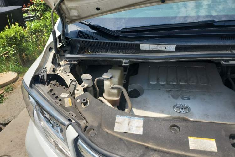 Used Toyota Alphard 2015 3.5L Luxury Edition Engine Bay Right