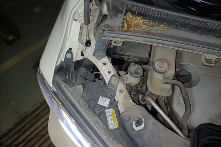 Used Toyota Alphard 2015 3.5L Prestige Edition Engine Bay Right