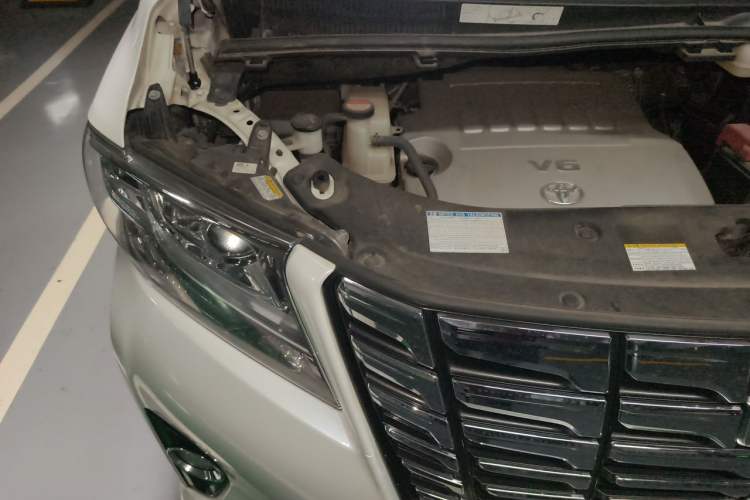 Used Toyota Alphard 2015 3.5L Prestige Edition Engine Bay Right
