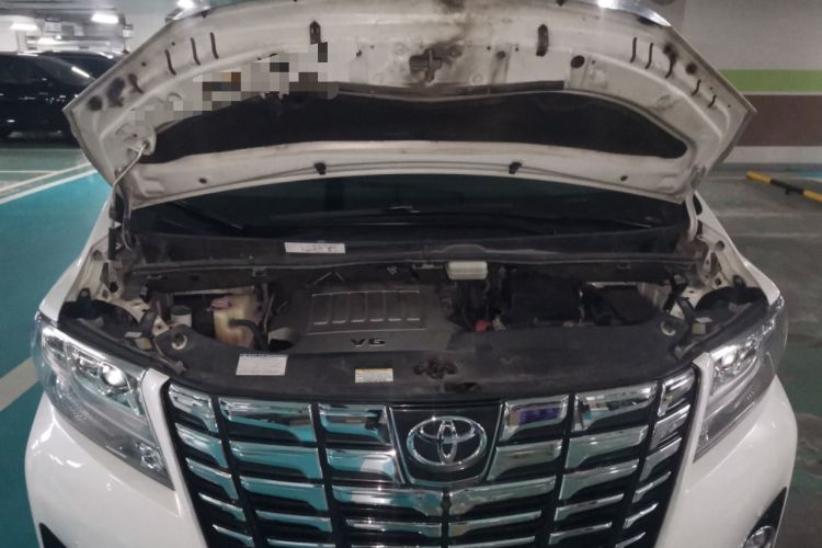 Used Toyota Alphard 2015 3.5L Prestige Edition Engine Bay