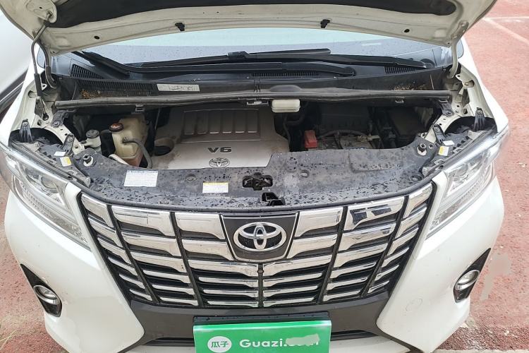 Used Toyota Alphard 2015 3.5L Luxury Edition Engine Bay