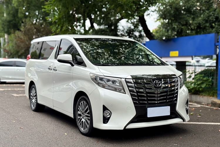 Used Toyota Alphard 2015 3.5L Luxury Edition Exterior 2