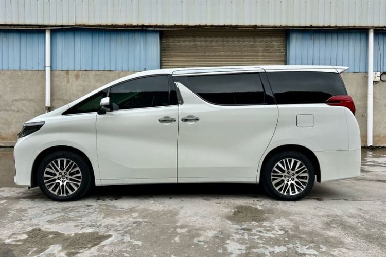Used Toyota Alphard 2015 3.5L Luxury Edition Exterior 2