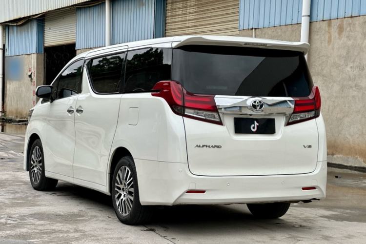 Used Toyota Alphard 2015 3.5L Luxury Edition Exterior 3