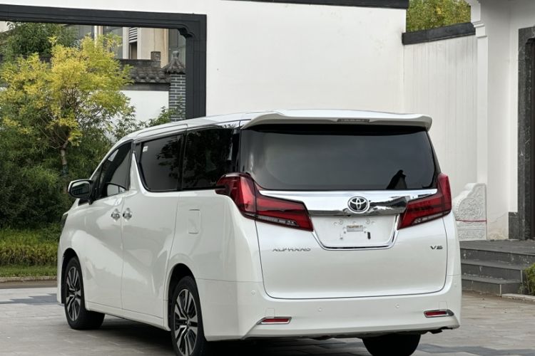 Used Toyota Alphard 2015 3.5L Luxury Edition Exterior 7