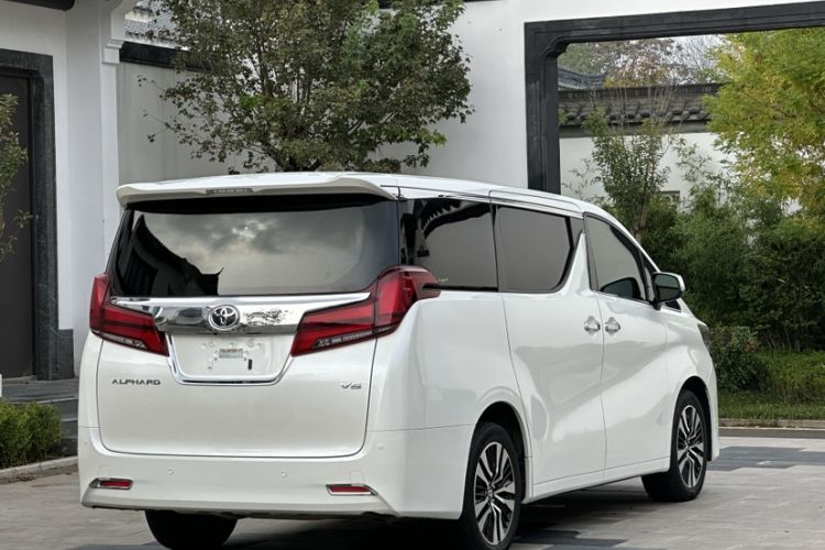 Used Toyota Alphard 2015 3.5L Luxury Edition Exterior 8