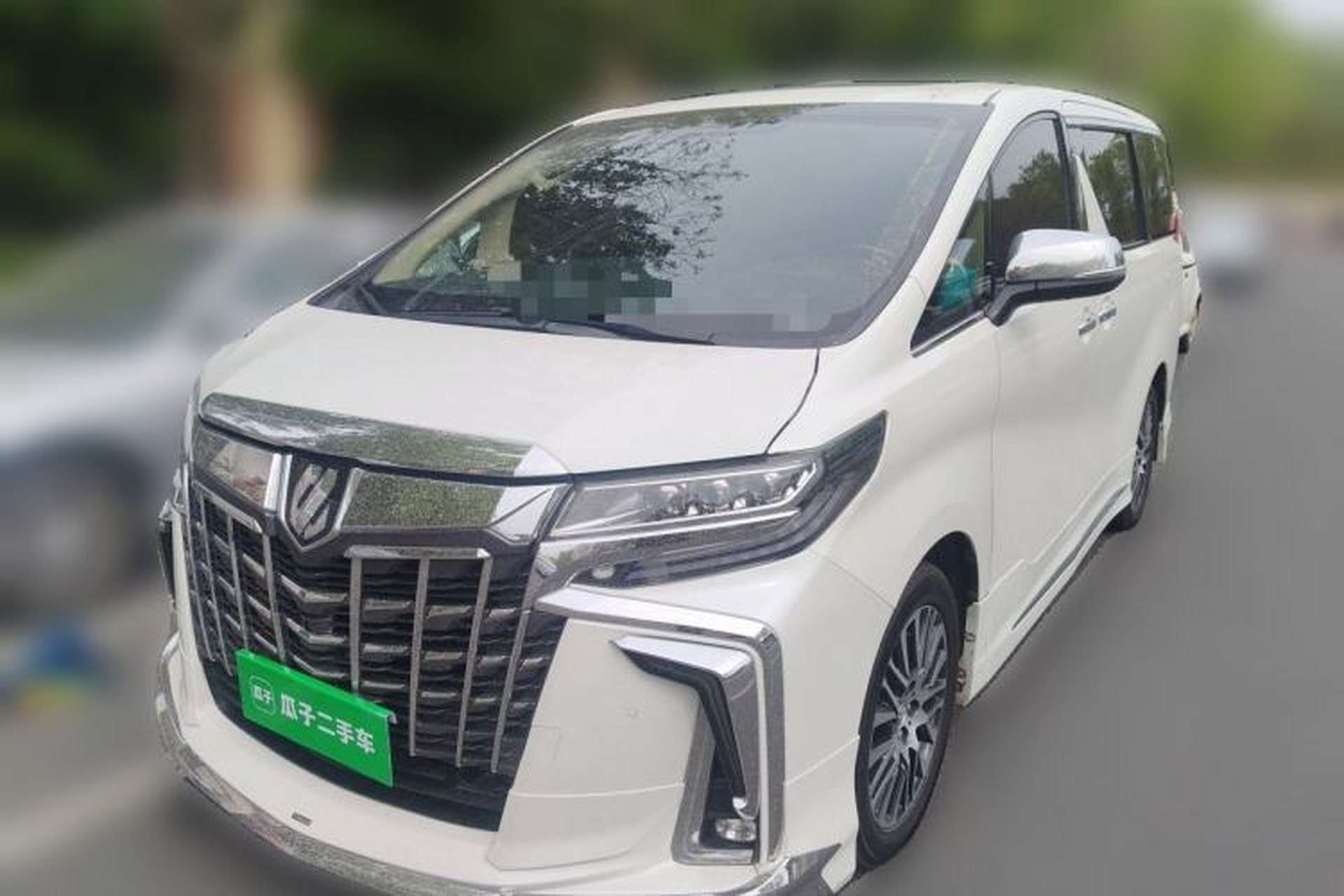 Used Toyota Alphard 2015 3.5L Prestige Edition Front Left 45 Deg