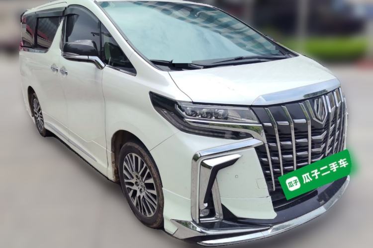 Used Toyota Alphard 2015 3.5L Luxury Edition Front Right 45 Deg