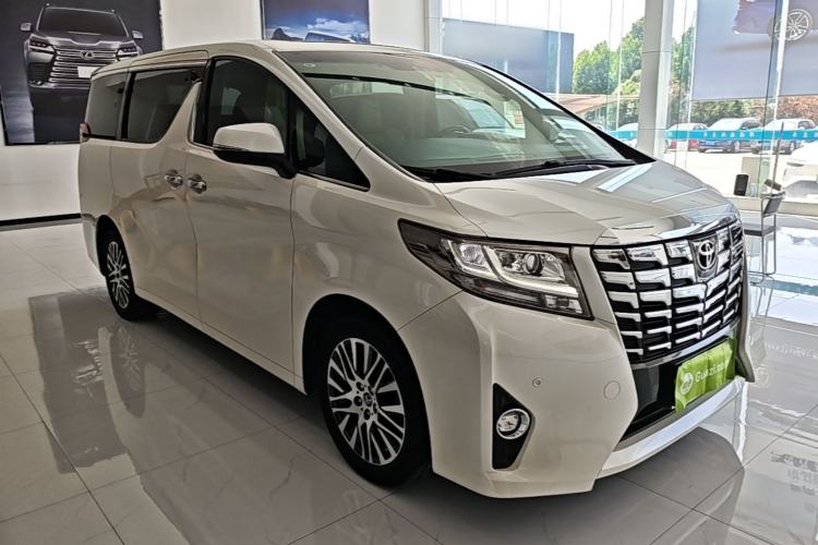 Used Toyota Alphard 2015 3.5L Luxury Edition Front Right 45 Deg