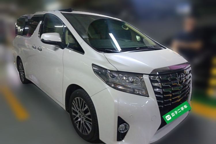 Used Toyota Alphard 2015 3.5L Luxury Edition Front Right 45 Deg