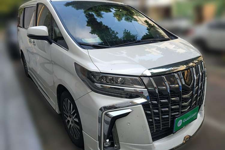 Used Toyota Alphard 2015 3.5L Prestige Edition Front Right 45 Deg