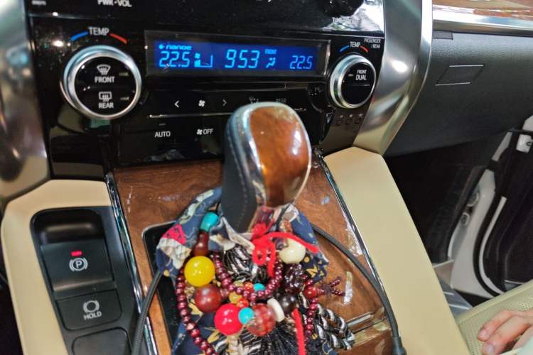 Used Toyota Alphard 2015 3.5L Prestige Edition Gear Lever