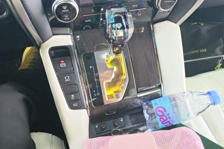 Used Toyota Alphard 2015 3.5L Prestige Edition Gear Lever