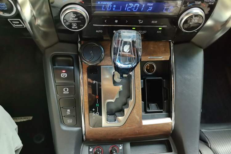 Used Toyota Alphard 2015 3.5L Prestige Edition Gear Lever