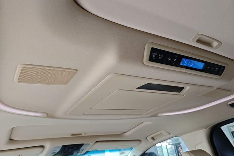 Used Toyota Alphard 2015 3.5L Luxury Edition Headliner