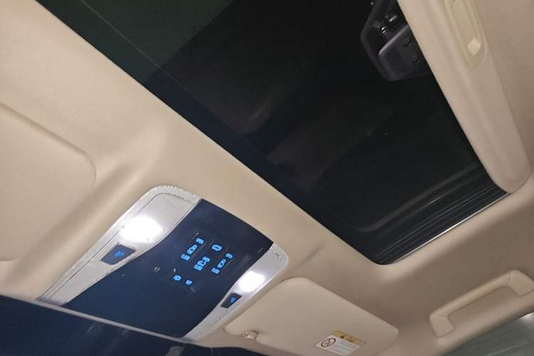 Used Toyota Alphard 2015 3.5L Luxury Edition Headliner