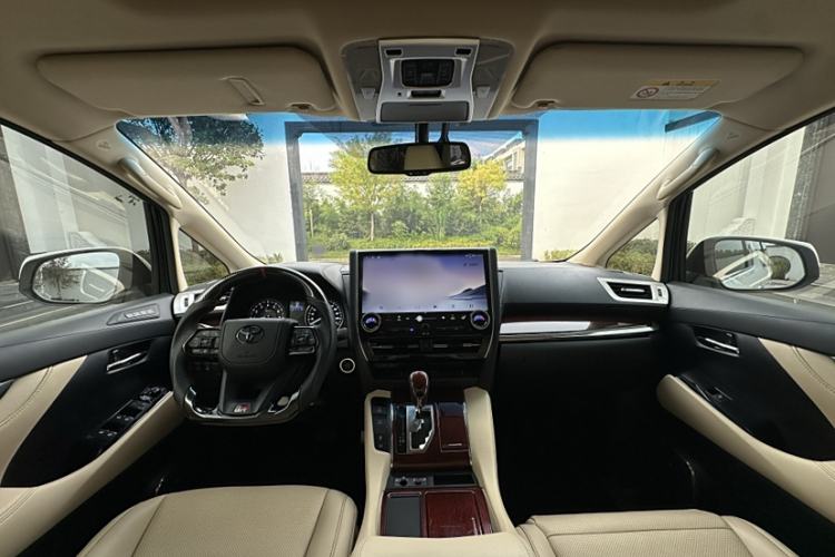 Used Toyota Alphard 2015 3.5L Luxury Edition Interior 2