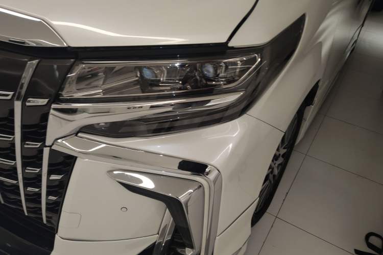 Used Toyota Alphard 2015 3.5L Prestige Edition Left Front Headlight