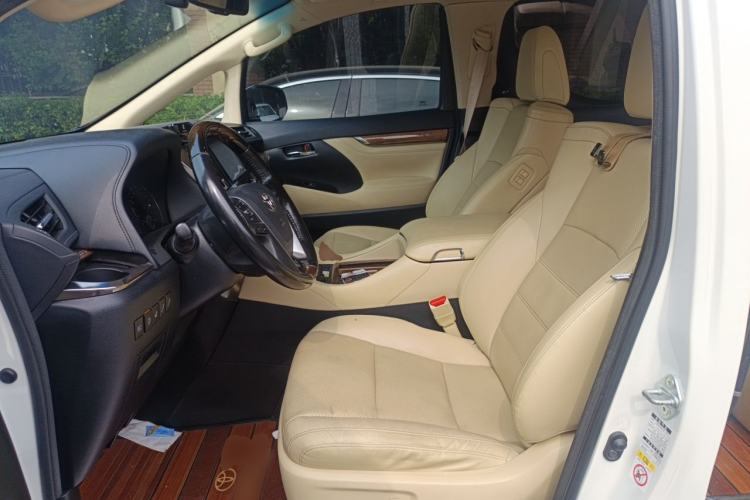 Used Toyota Alphard 2015 3.5L Prestige Edition Left Front Seat