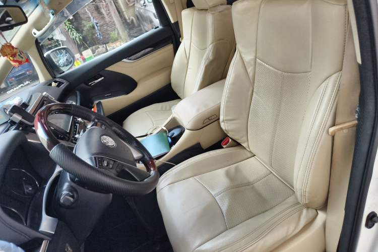 Used Toyota Alphard 2015 3.5L Luxury Edition Left Front Seat
