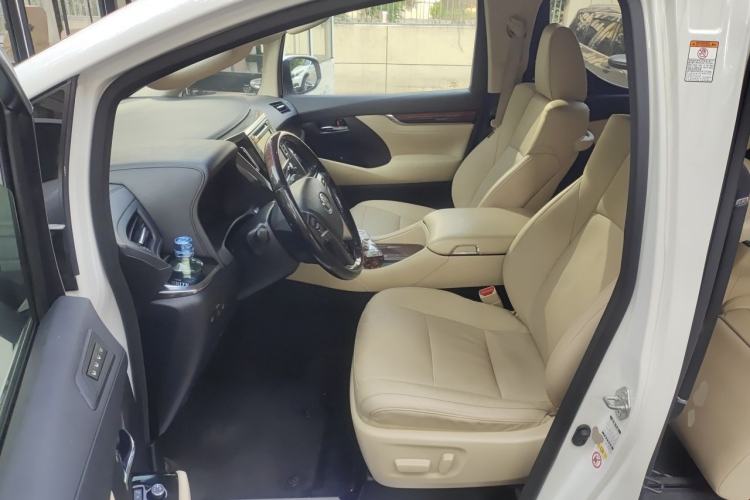 Used Toyota Alphard 2015 3.5L Luxury Edition Left Front Seat