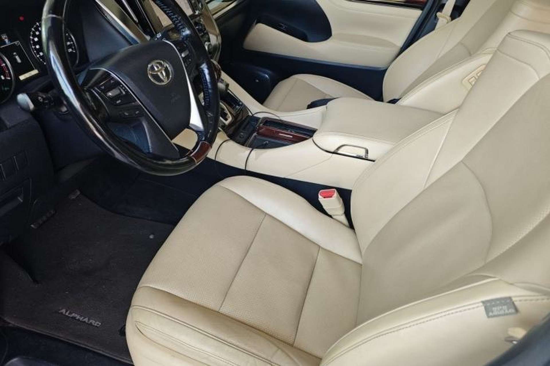 Used Toyota Alphard 2015 3.5L Luxury Edition Left Front Seat