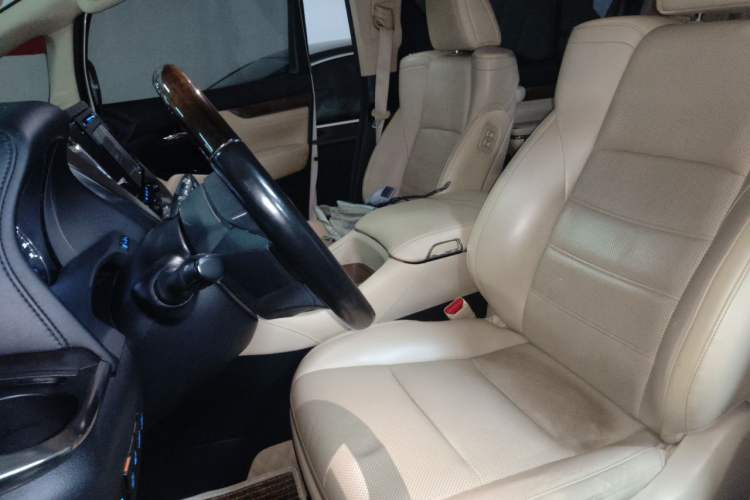 Used Toyota Alphard 2015 3.5L Prestige Edition Left Front Seat