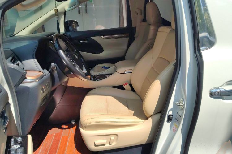 Used Toyota Alphard 2015 3.5L Prestige Edition Left Front Seat